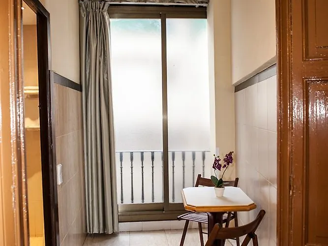 Segre ゲストハウス バルセロナ